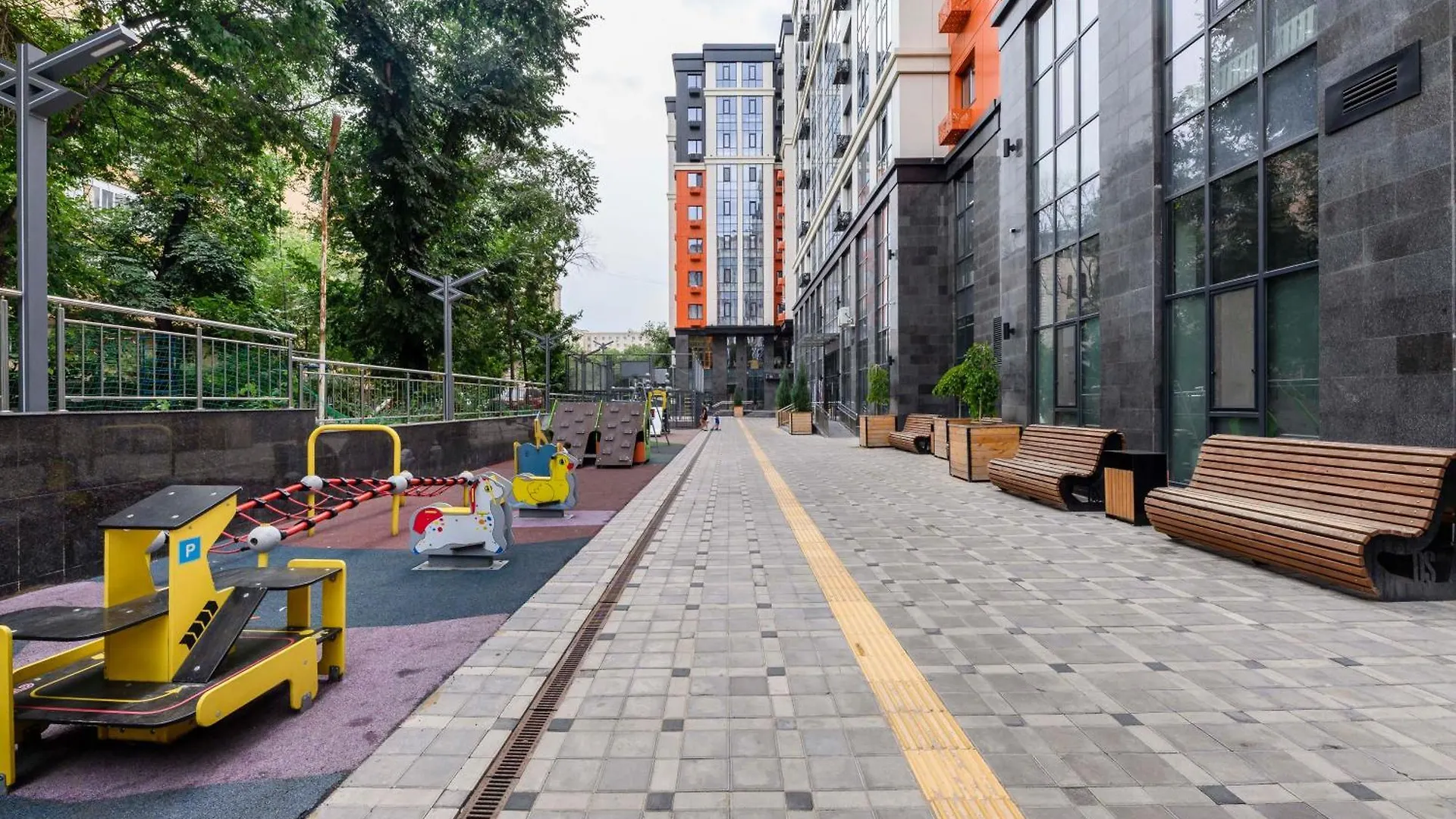 Apartment Уютные Апартаменты В Жк Nur Ay Almaty